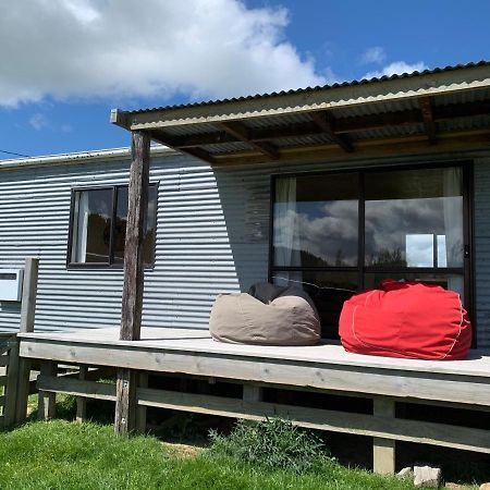 Fallow Hut Masterton Exteriör bild